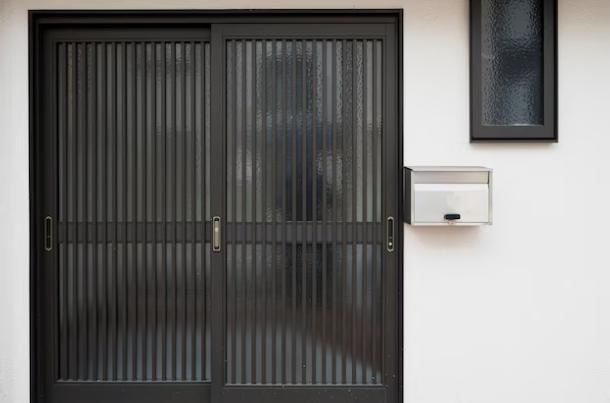  china_aluminum_door.jpg 